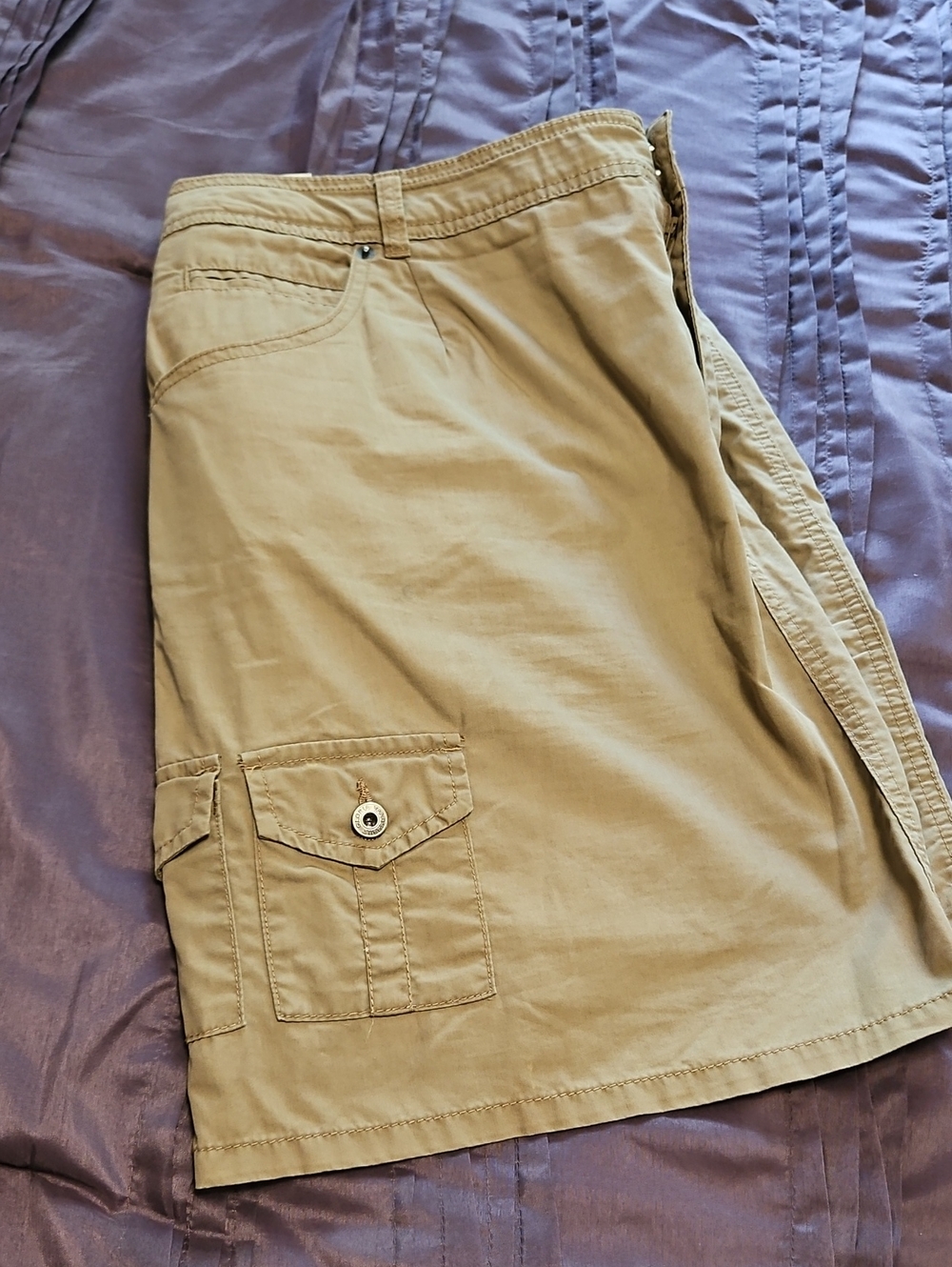 Gloria Vanderbilt Khaki Cargo Skort